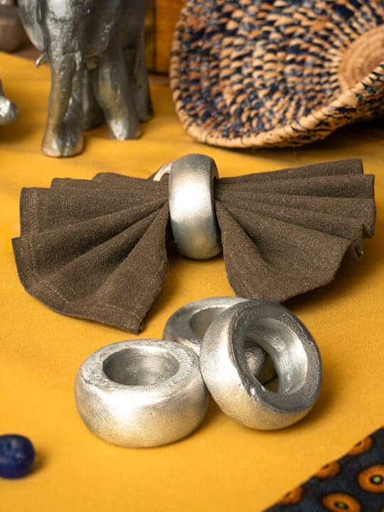 African Monarch Lodges Sijwa Boutique Aluminium Serviette Rings
